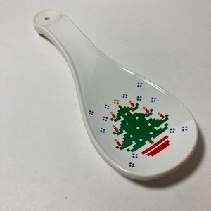 Treasure Craft Christmas Tree Spoon Rest Ceramic Pixel Pattern Kitsch Vintage
